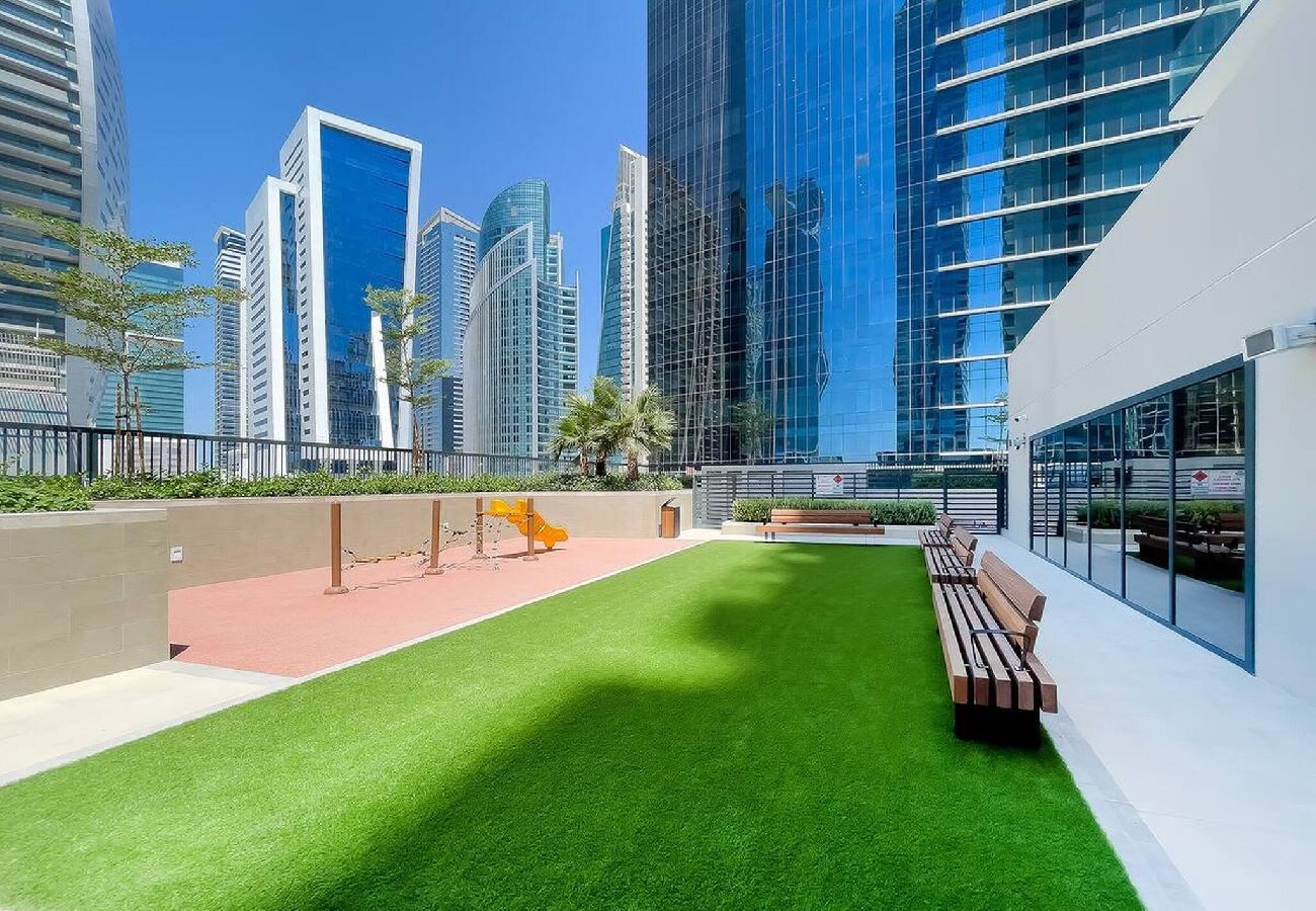 Apartment in Dubai - Elegant Escapes - Lavish 1B,Dubai Water Canal View 