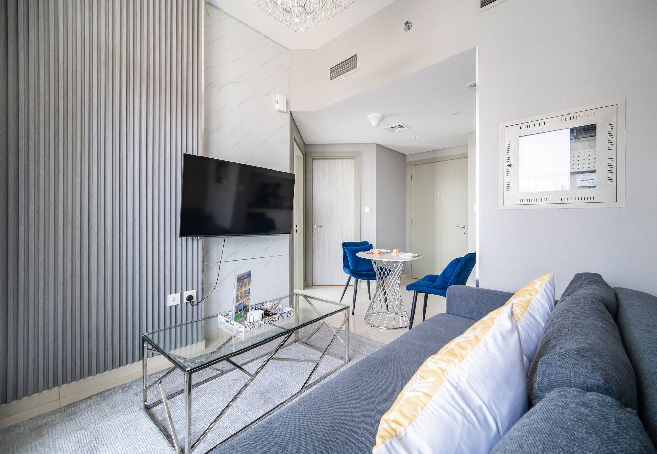 Apartment in Dubai - Elegant Escapes - Lavish 1B,Dubai Water Canal View 