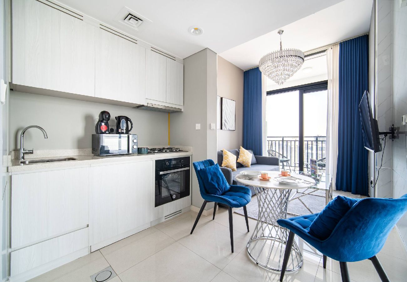 Apartment in Dubai - Elegant Escapes - Lavish 1B,Dubai Water Canal View 