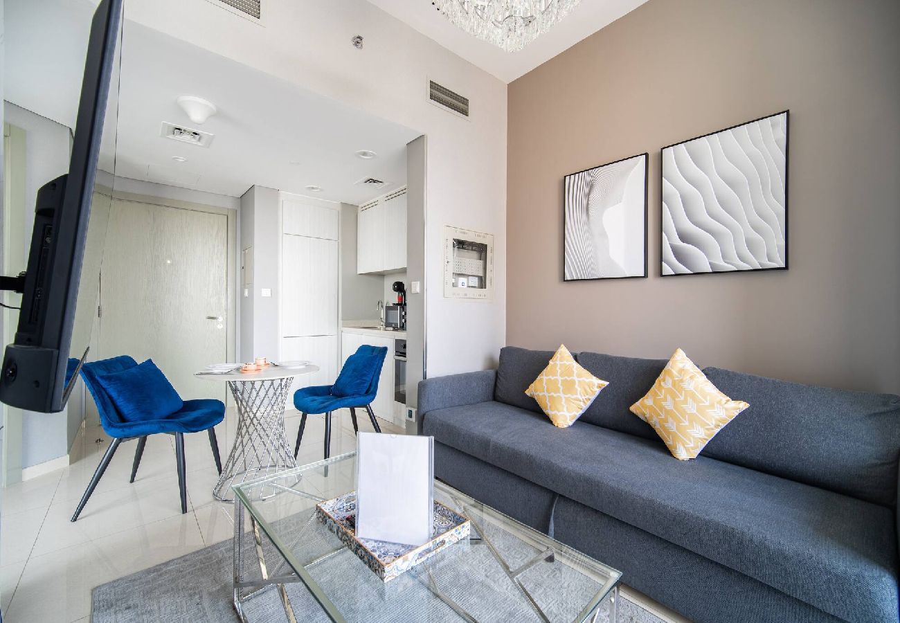 Apartment in Dubai - Elegant Escapes - Lavish 1B,Dubai Water Canal View 