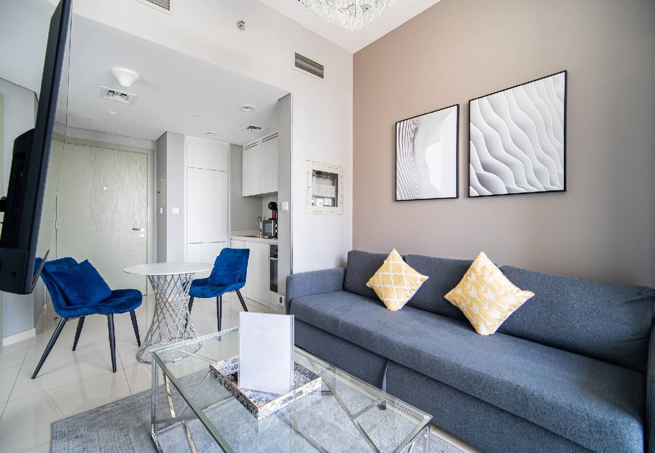 Apartment in Dubai - Elegant Escapes - Lavish 1B,Dubai Water Canal View 