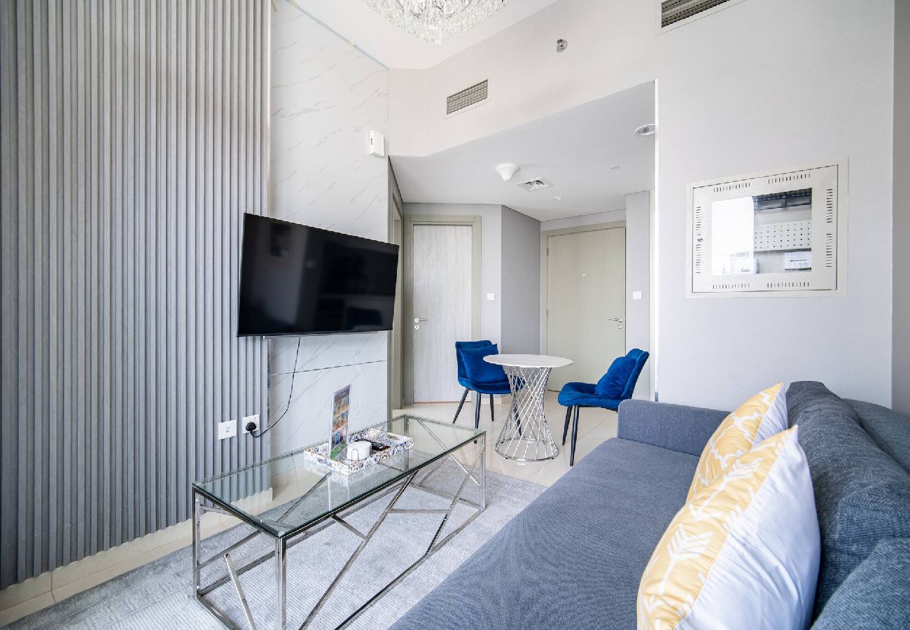 Apartment in Dubai - Elegant Escapes - Lavish 1B,Dubai Water Canal View 
