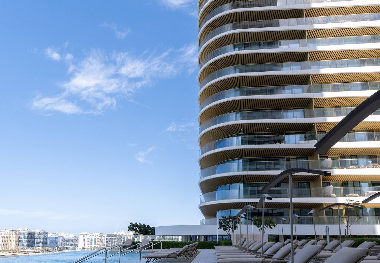 Apartment in Dubai - 2 Bed in Grand Bleu Tower with sea view