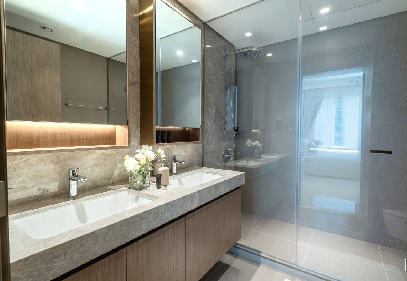 Apartment in Dubai - 2 Bed in Grand Bleu Tower with sea view