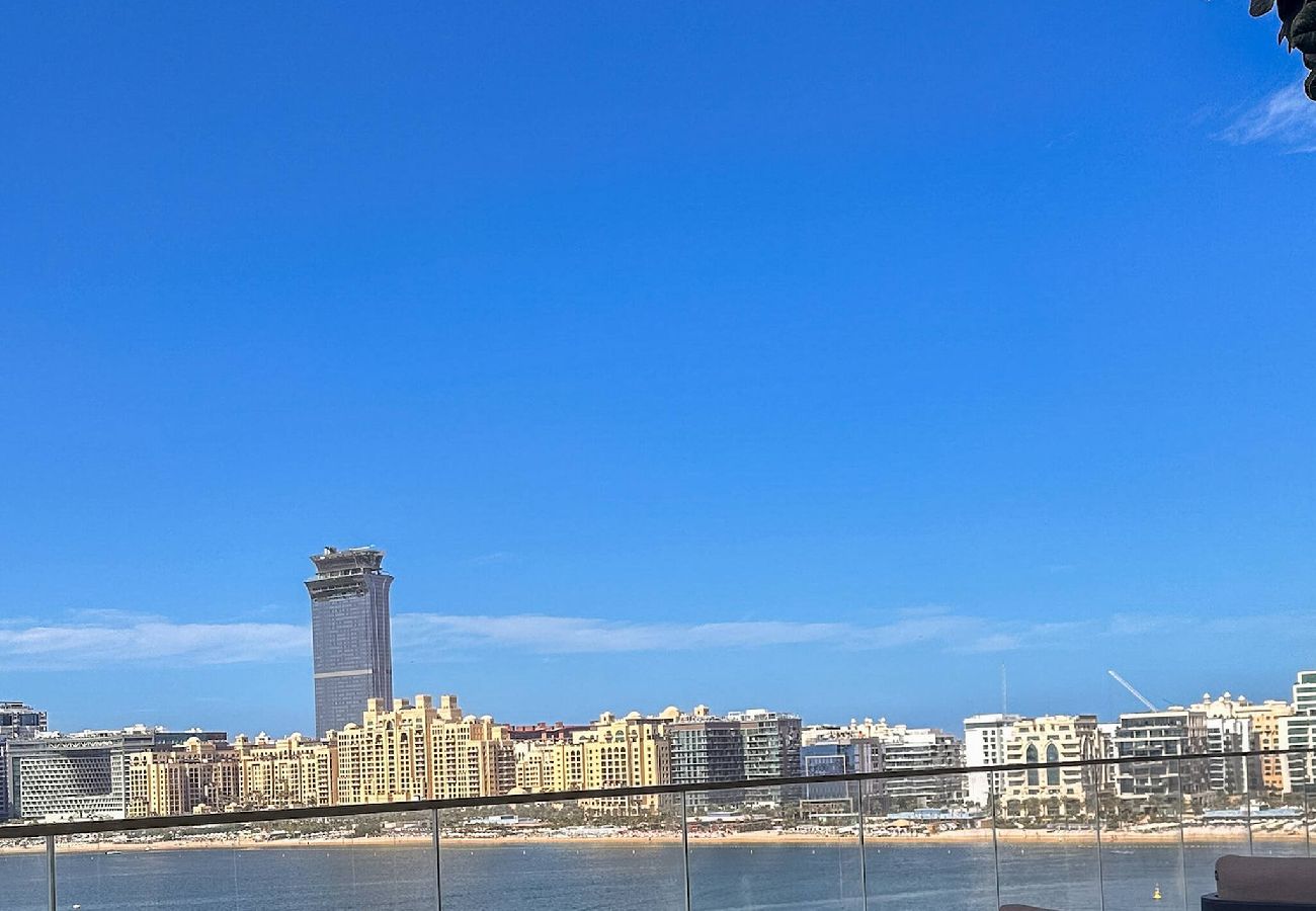 Apartment in Dubai - 2 Bed in Grand Bleu Tower with sea view