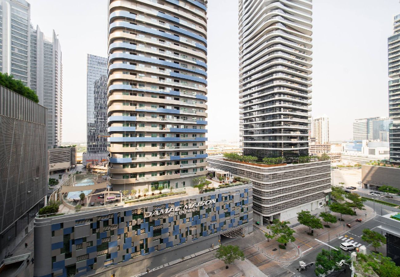 Apartment in Dubai - Elegant Escapes - 1B, Steps to Dubai Mall | Dunya 