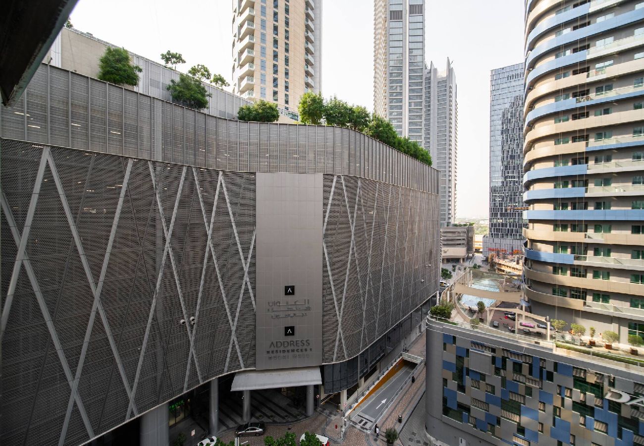 Apartment in Dubai - Elegant Escapes - 1B, Steps to Dubai Mall | Dunya 