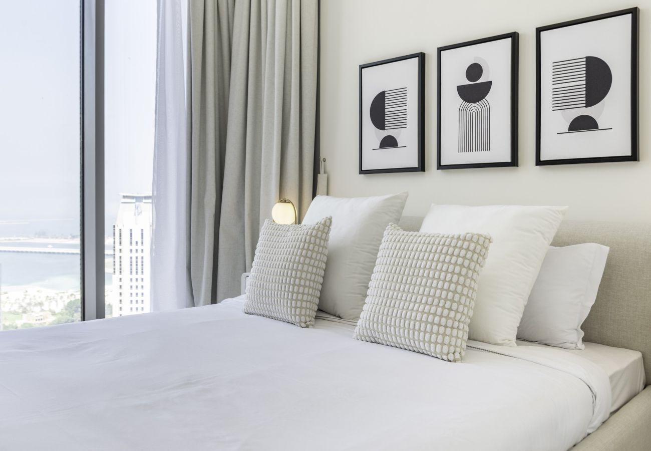 Apartment in Dubai - Stylish Coastal Living with Premium Amenities 