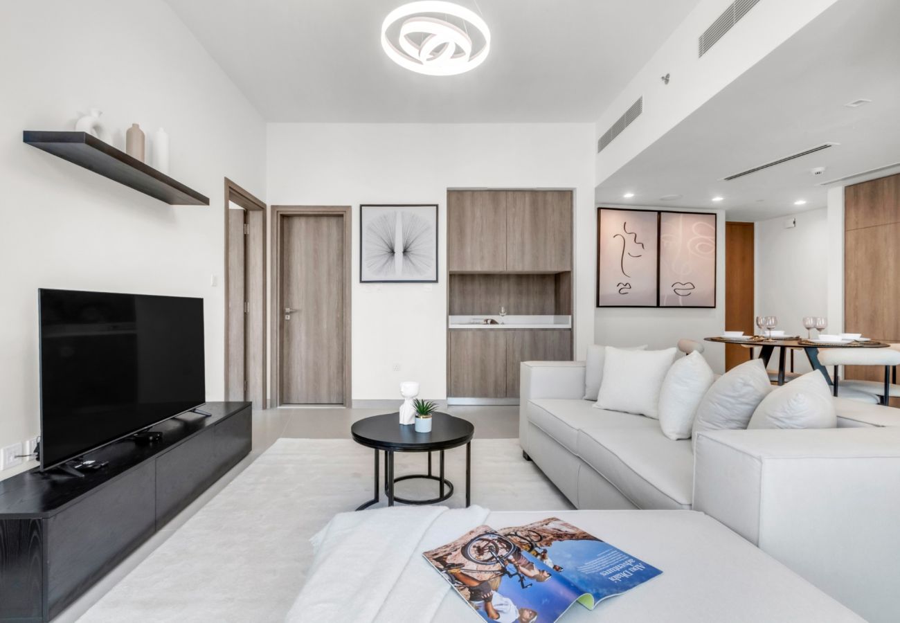 Apartment in Dubai - Stylish Coastal Living with Premium Amenities 