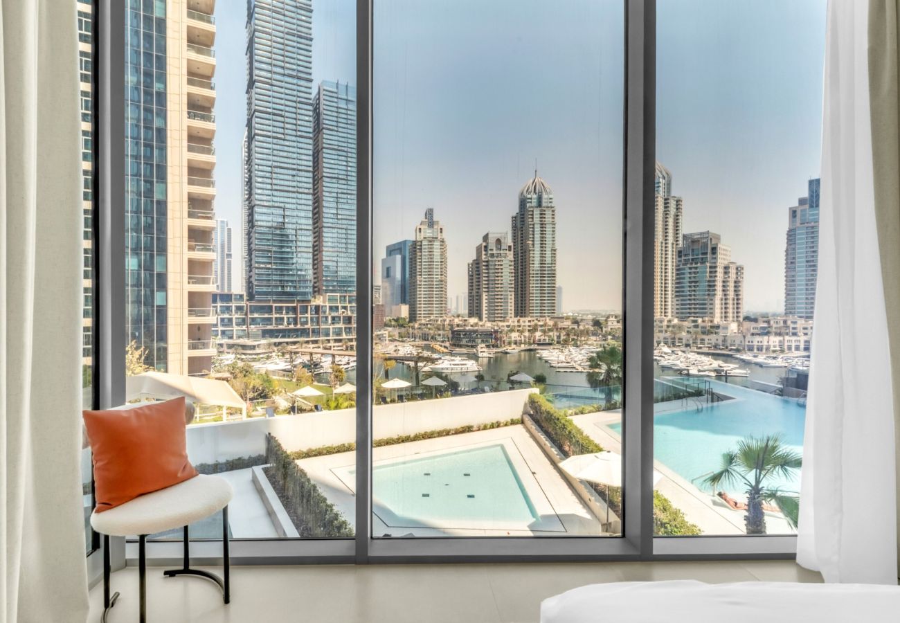 Apartment in Dubai - Modern Waterfront Living with Stunning Views