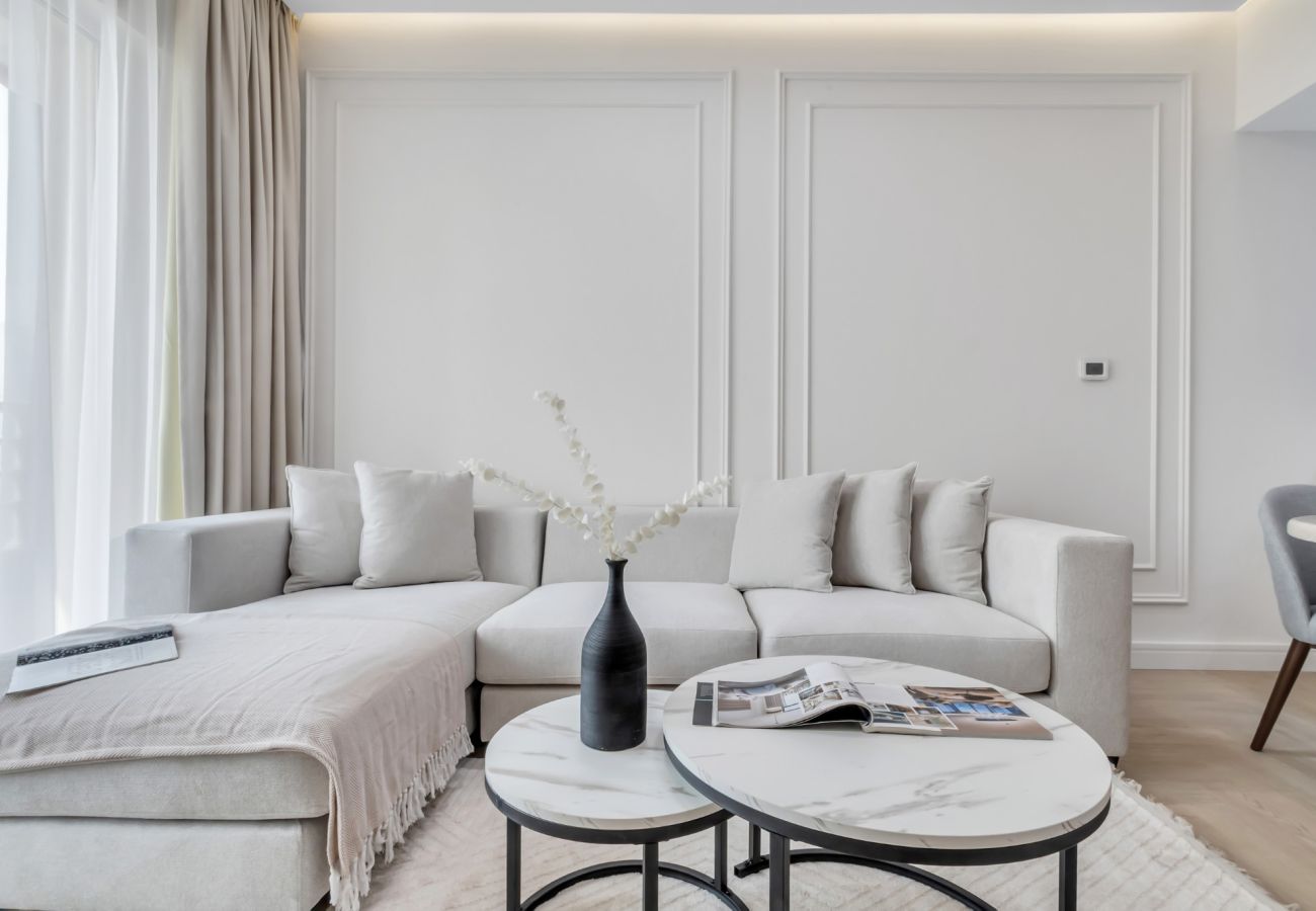Apartment in Dubai - 2BR Retreat in the Heart of Dubai Marina  by EE Holiday Homes