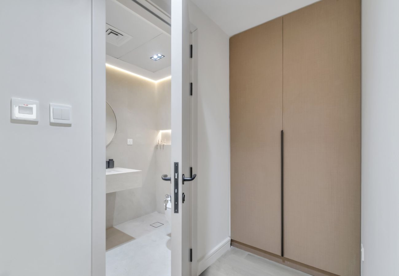 Apartment in Dubai - 2BR Retreat in the Heart of Dubai Marina  by EE Holiday Homes