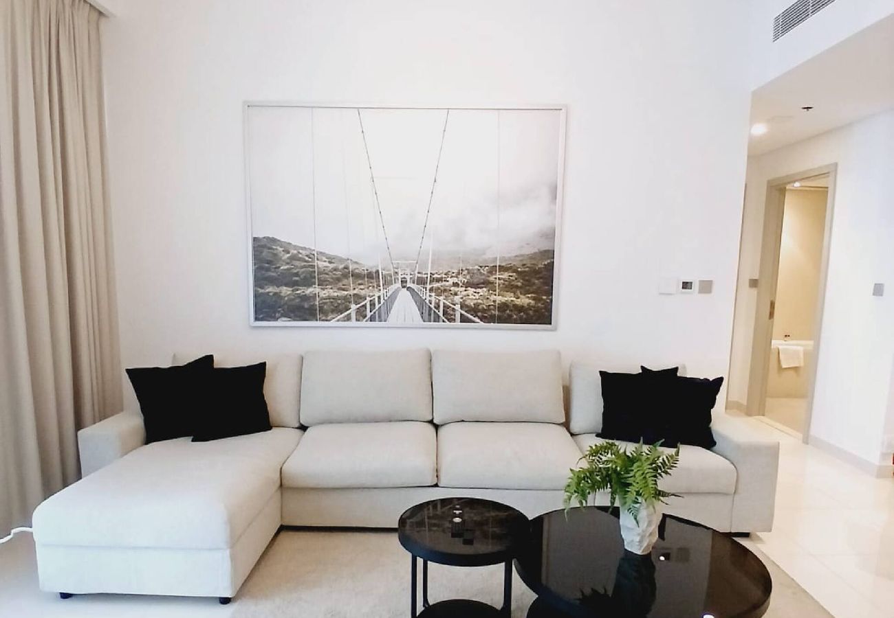 Apartment in Dubai - 1BR at Beach Isle Tower Emaar Beach front by EE Holiday Homes