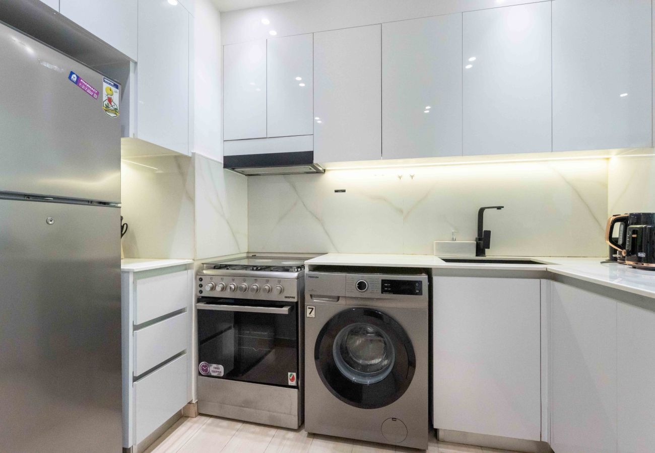 Apartment in Dubai -  1 bed in Binghatti Nova by EE Holiday Homes
