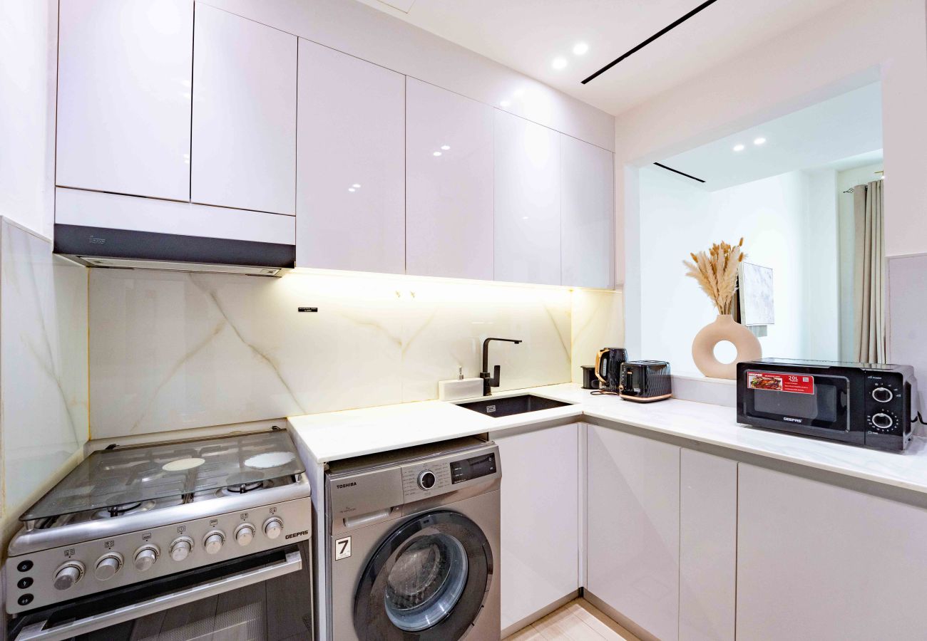 Apartment in Dubai -  1 bed in Binghatti Nova by EE Holiday Homes