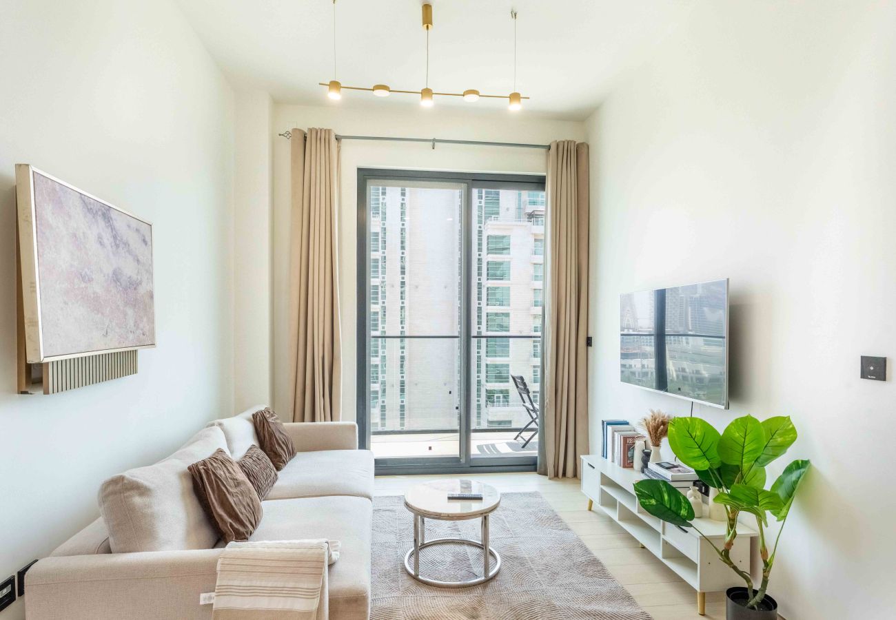 Apartment in Dubai -  1 bed in Binghatti Nova by EE Holiday Homes