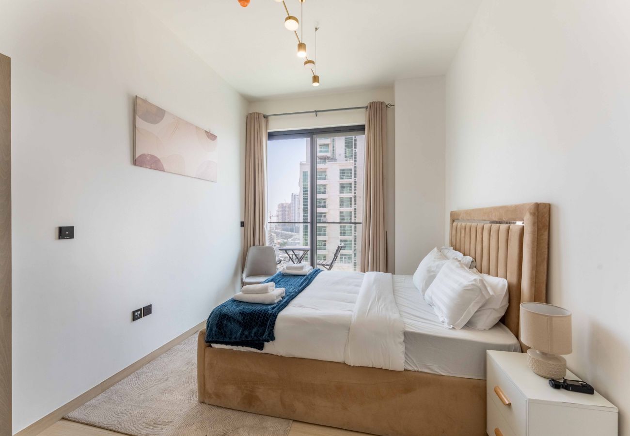 Apartment in Dubai -  1 bed in Binghatti Nova by EE Holiday Homes