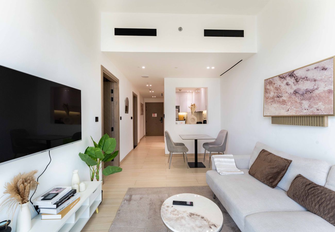 Apartment in Dubai -  1 bed in Binghatti Nova by EE Holiday Homes