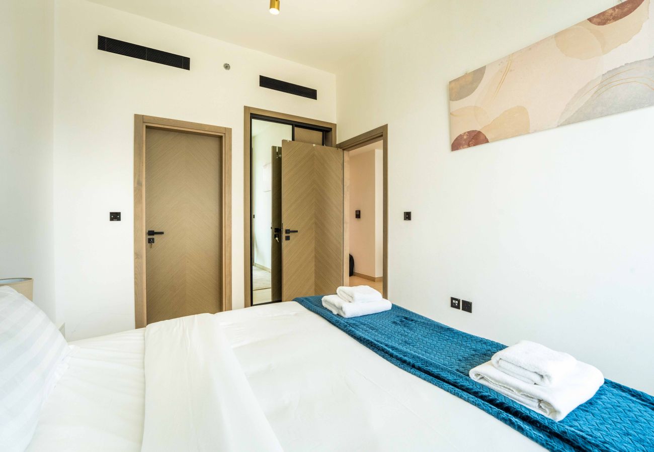 Apartment in Dubai -  1 bed in Binghatti Nova by EE Holiday Homes