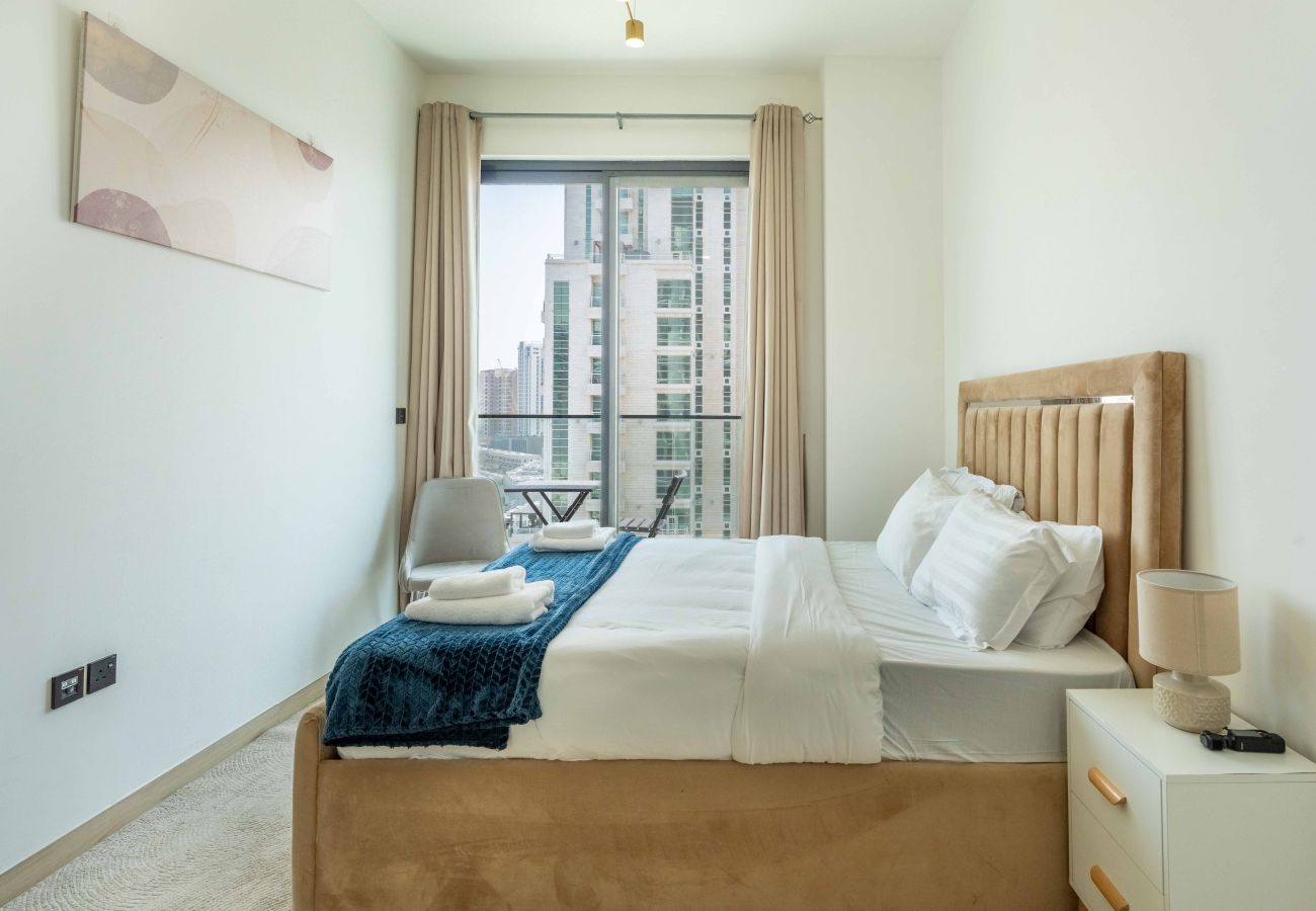 Apartment in Dubai -  1 bed in Binghatti Nova by EE Holiday Homes