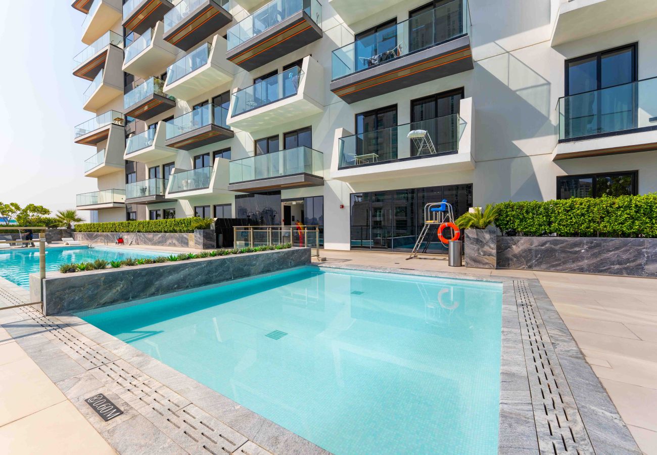 Apartment in Dubai -  1 bed in Binghatti Nova by EE Holiday Homes