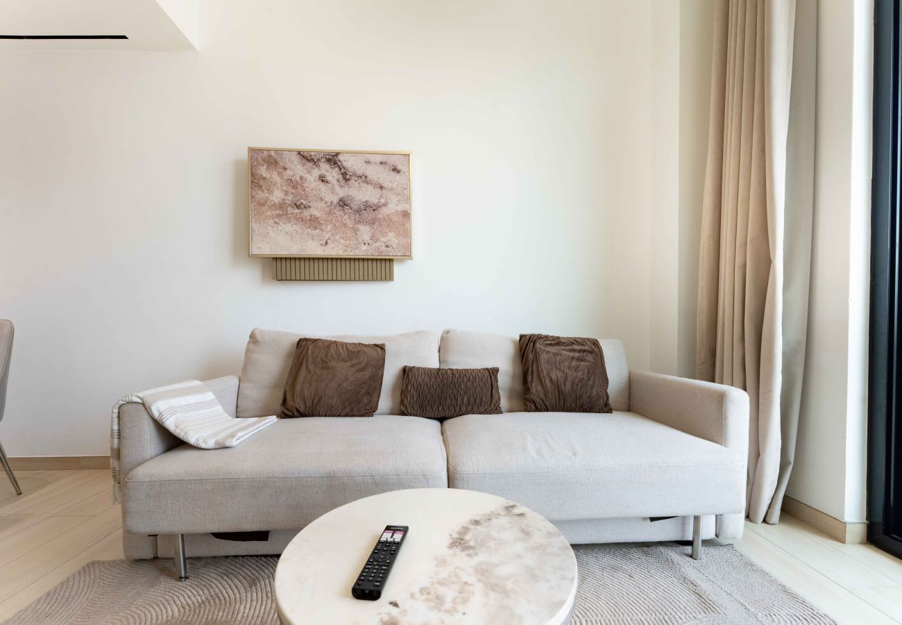 Apartment in Dubai -  1 bed in Binghatti Nova by EE Holiday Homes
