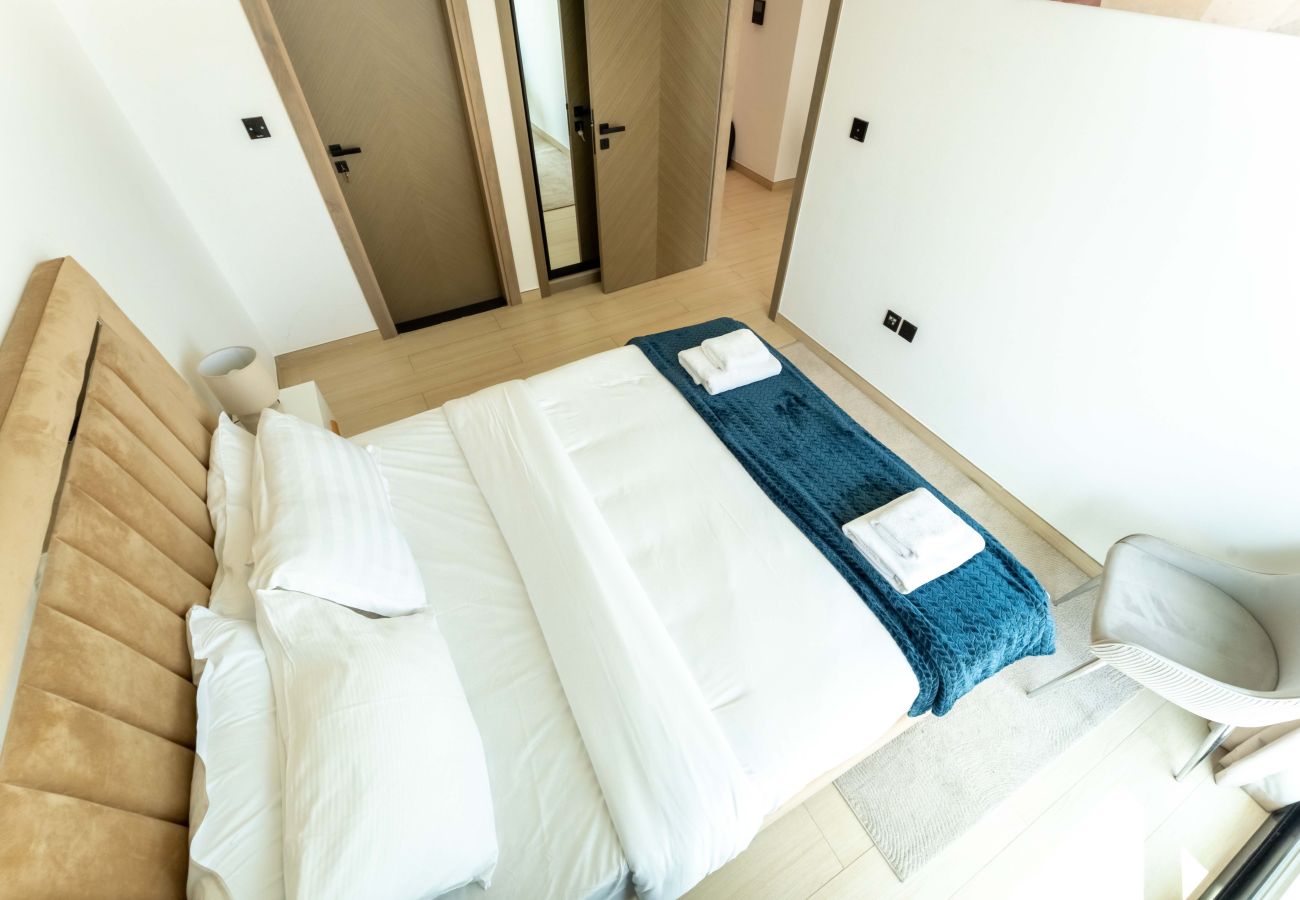 Apartment in Dubai -  1 bed in Binghatti Nova by EE Holiday Homes