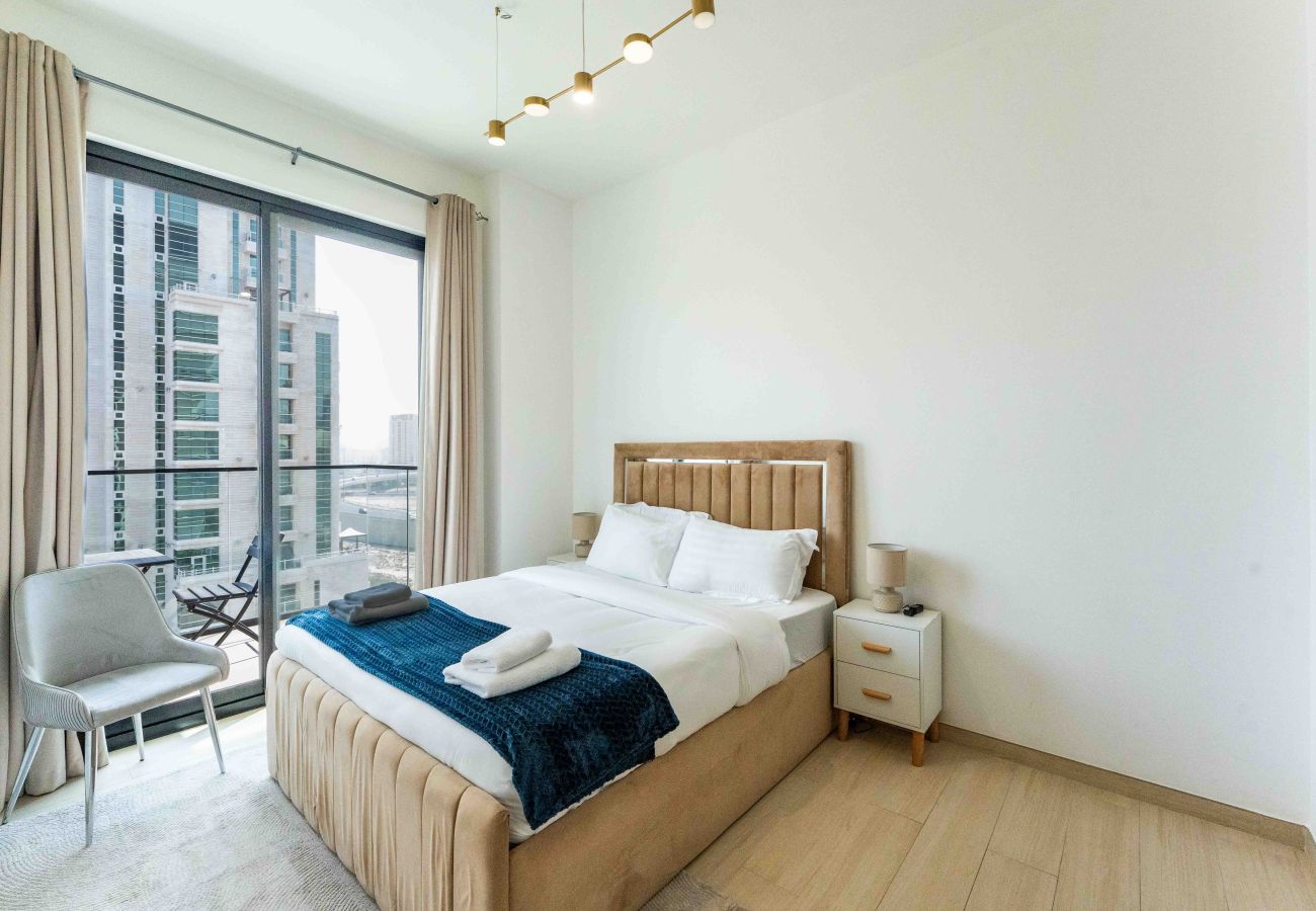 Apartment in Dubai -  1 bed in Binghatti Nova by EE Holiday Homes