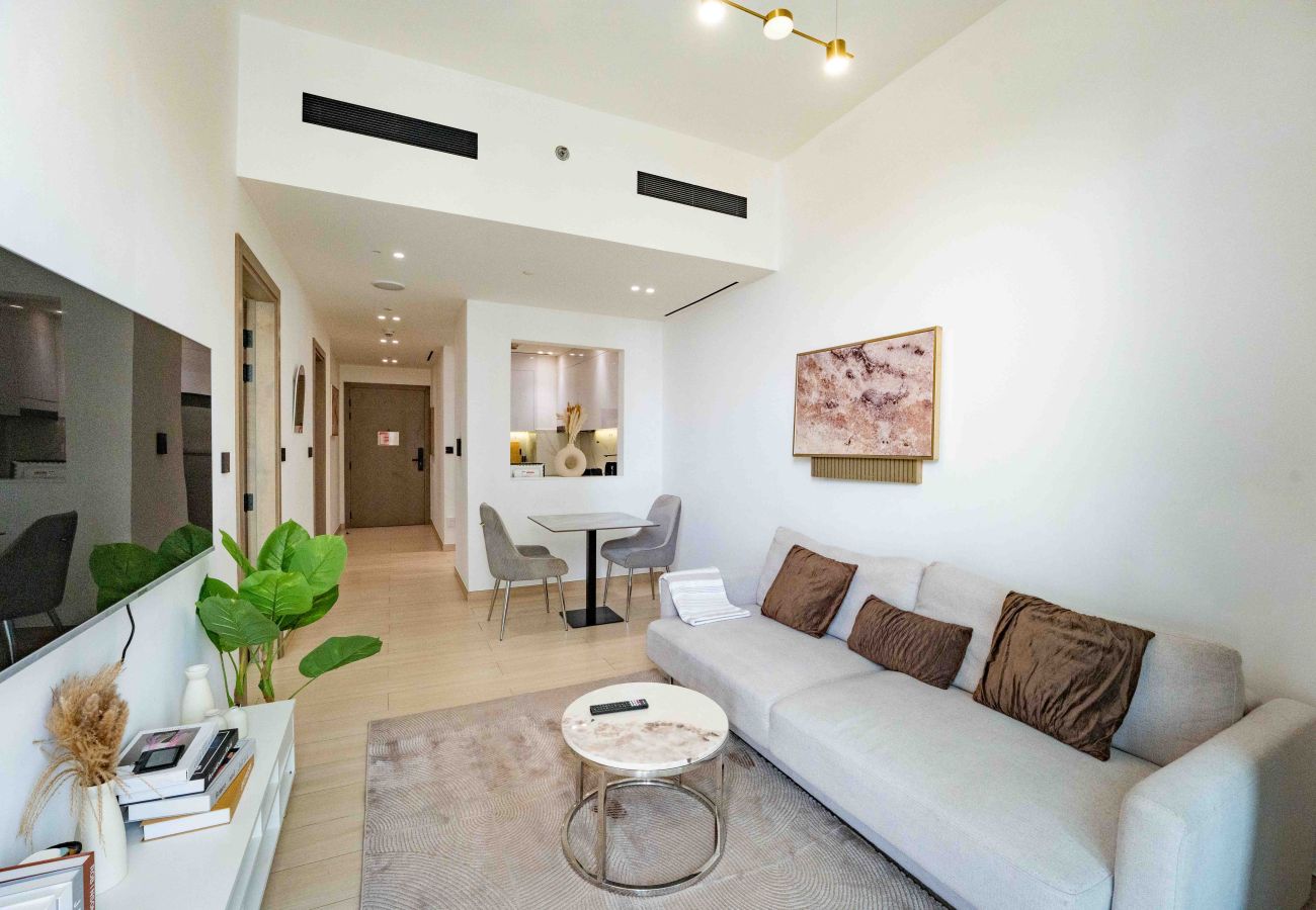 Apartment in Dubai -  1 bed in Binghatti Nova by EE Holiday Homes