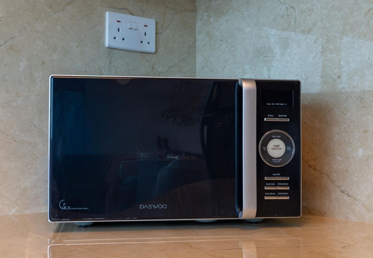 Apartment in Dubai - 2 bed in Botanica Tower Dubai Marina by EE Holiday Homes 