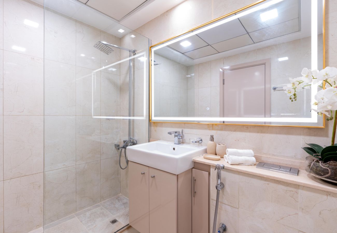 Apartment in Dubai - 2 bed in Botanica Tower Dubai Marina by EE Holiday Homes 
