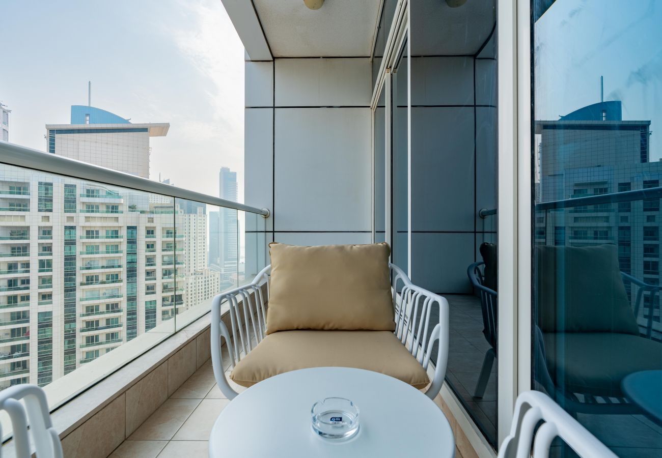Apartment in Dubai - 2 bed in Botanica Tower Dubai Marina by EE Holiday Homes 