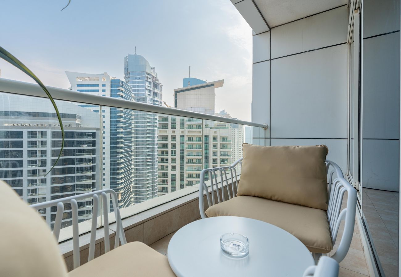 Apartment in Dubai - 2 bed in Botanica Tower Dubai Marina by EE Holiday Homes 
