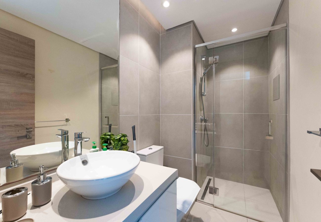 Apartment in Dubai - 2 Bed in Studio One - Dubai Marina by EE Holiday Homes