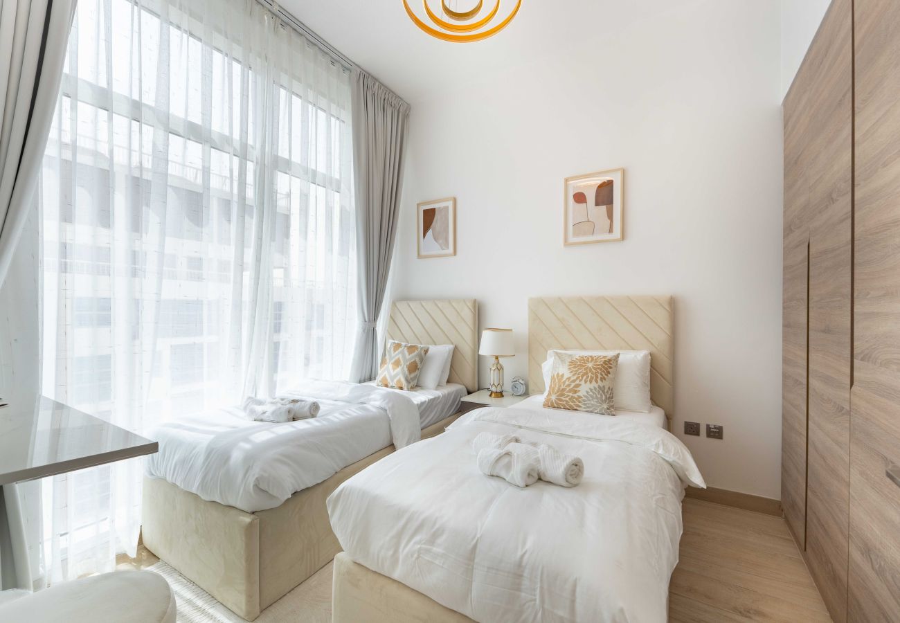 Apartment in Dubai - 2 Bed in Studio One - Dubai Marina by EE Holiday Homes